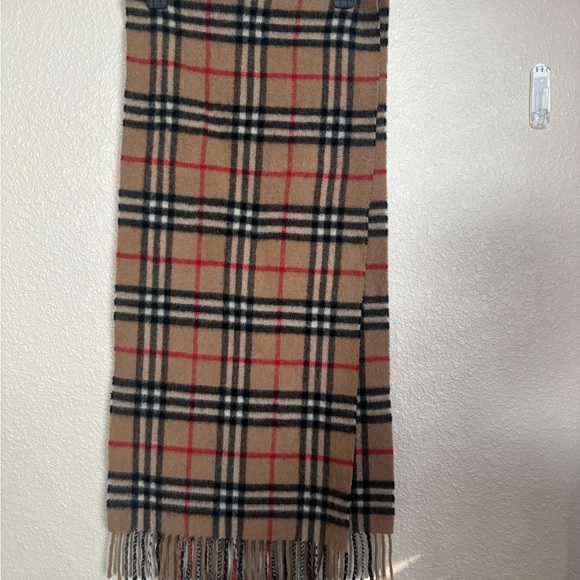 Burberry Tan and Black Check Scarf - Picture 2 of 3
